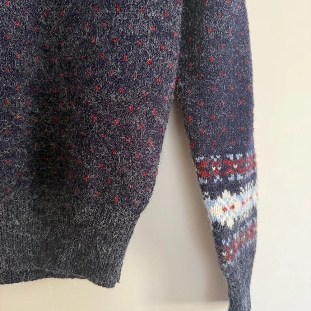 Northern Isles Vintage blue sweater Size: L